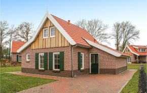 Awesome home in Hoge Hexel with Sauna, WiFi and 3 Bedrooms